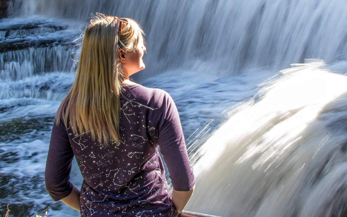 IBBtravel's tweet photo. Not sure what to get the nature lover on your Christmas list? Check out this #giftguide where you'll find something they'll love - guaranTREEd! Just in time for #blackfriday &amp; #cybermonday! 👇🏼
https://t.co/PDXGZIJQq7 https://t.co/uAixD9p5FS