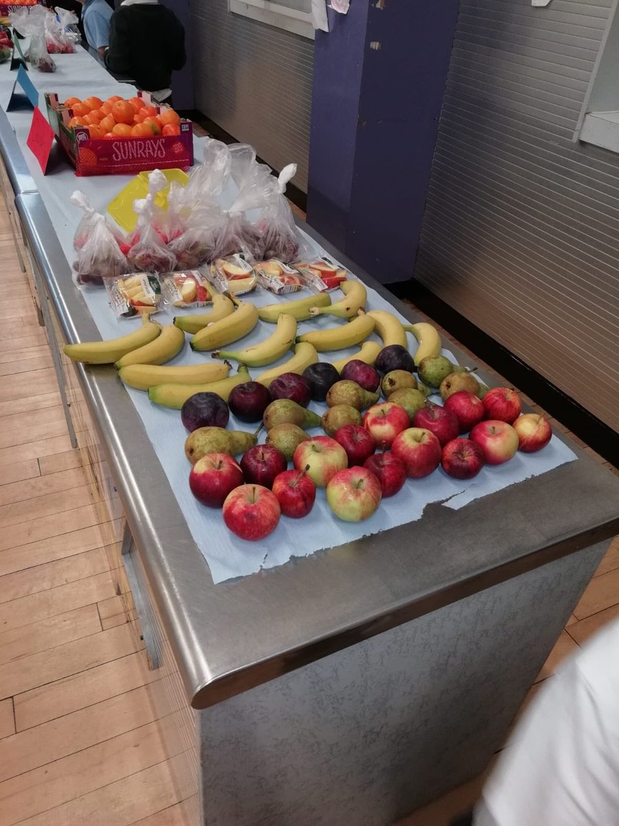HillingtonPS's tweet photo. Primary 3โs enterprise was a huge success today. A huge thank you to @Morrisons for your contribution. ๐ #fruittastic #healthyeating #enterprising @ScotEntSchools https://t.co/pgP3acXbPe