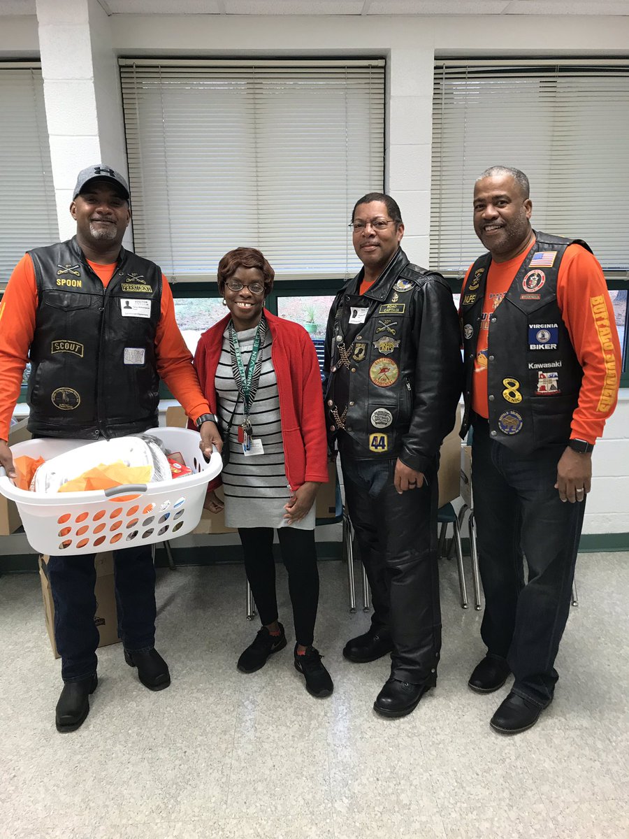 gunning2win's tweet photo. Happening now! Hampton Roads Buffalo Soldiers Motorcycle Club donate 10 Thanksgiving Baskets to our community. https://t.co/tZGAFNg7eW