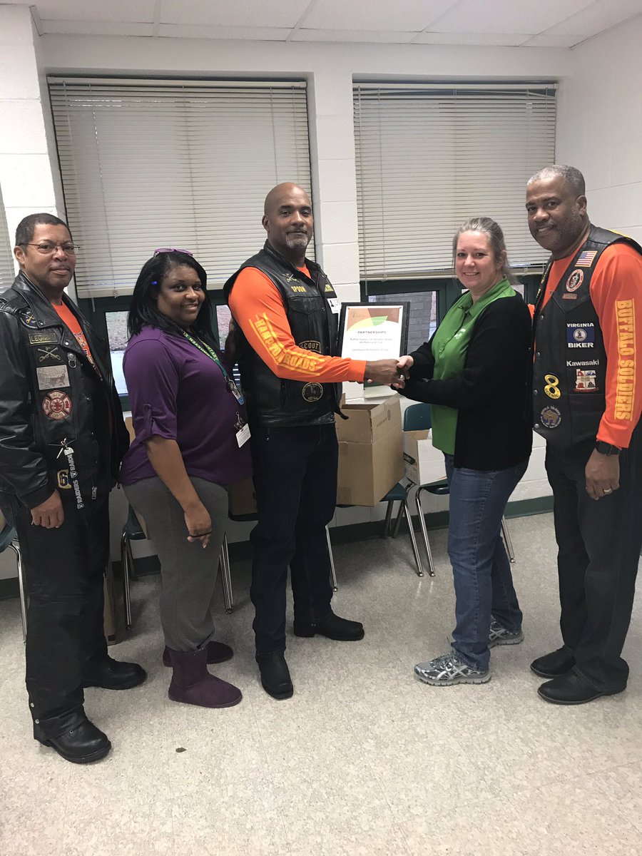 gunning2win's tweet photo. Happening Now ! The Hampton Roads Buffalo Soldiers Motorcycle Club giving out 10 Thanksgiving Baskets to our community. @CCLC_VBLynn https://t.co/ENnHtaKXVZ