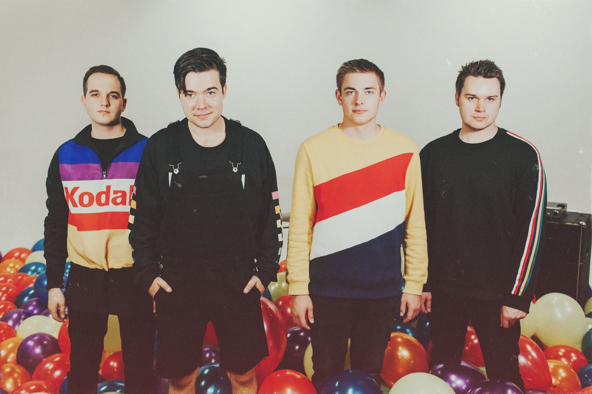 .<a href="/OneFlewWestBand/">One Flew West</a> have released the music video for their new single, "Semi Kinda Right": thepreludepress.com/news/2018/11/1…