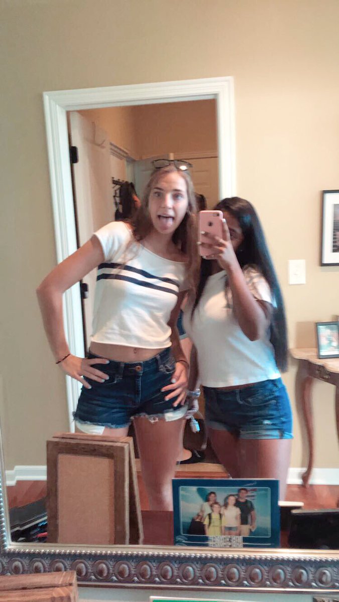 divyas247's tweet photo. happy birthday to my best friend, wouldn’t wanna do life w you anyone else love🤩💕@sophielacey28 https://t.co/y7LwgvNw4Q