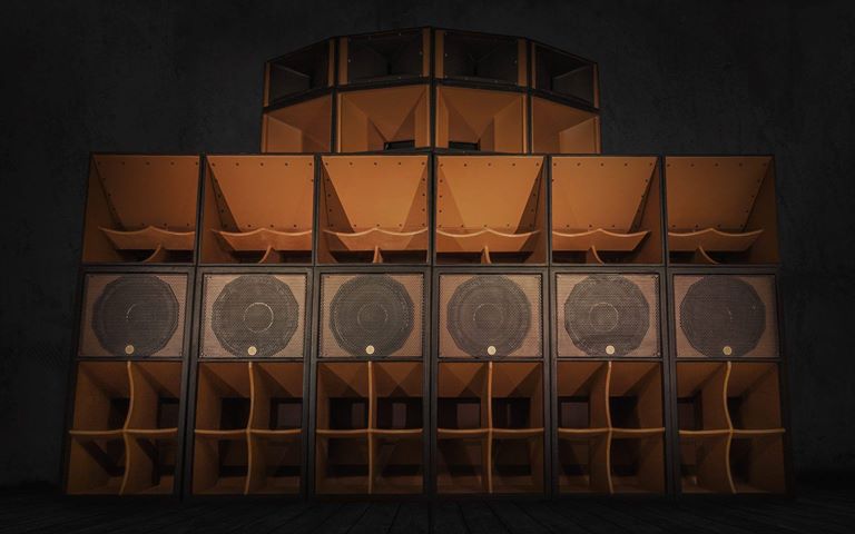 Prec_Devices's tweet photo. A fantastic looking sound system custom built and designed in Finland. Using the PD 1850/2 in the polar bear scoops! Credit goes to Ivah Sound System
#Precisiondriven #MadeinEngland #Soundsystems https://t.co/f8R3HL5pUE