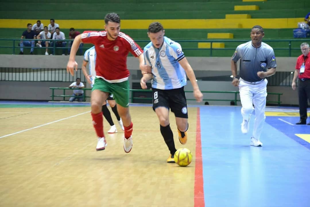 suelacaramelo's tweet photo. #MundialC20 ¡PISÓ FUERTE!

@argentinafutsal 🇦🇷 debutó con una goleada ante #Marruecos 🇲🇦. El conjunto del Beto Lucero lo superó  7 a 2 en una GRAN PRIMERA PRESENTACIÓN ¡VAMOS ARGENTINA!

#VamosArgentina #QueremosElBi #SuelaCaramelo #UsoObligatorio

 📸 Indupal https://t.co/HLTW299p6q