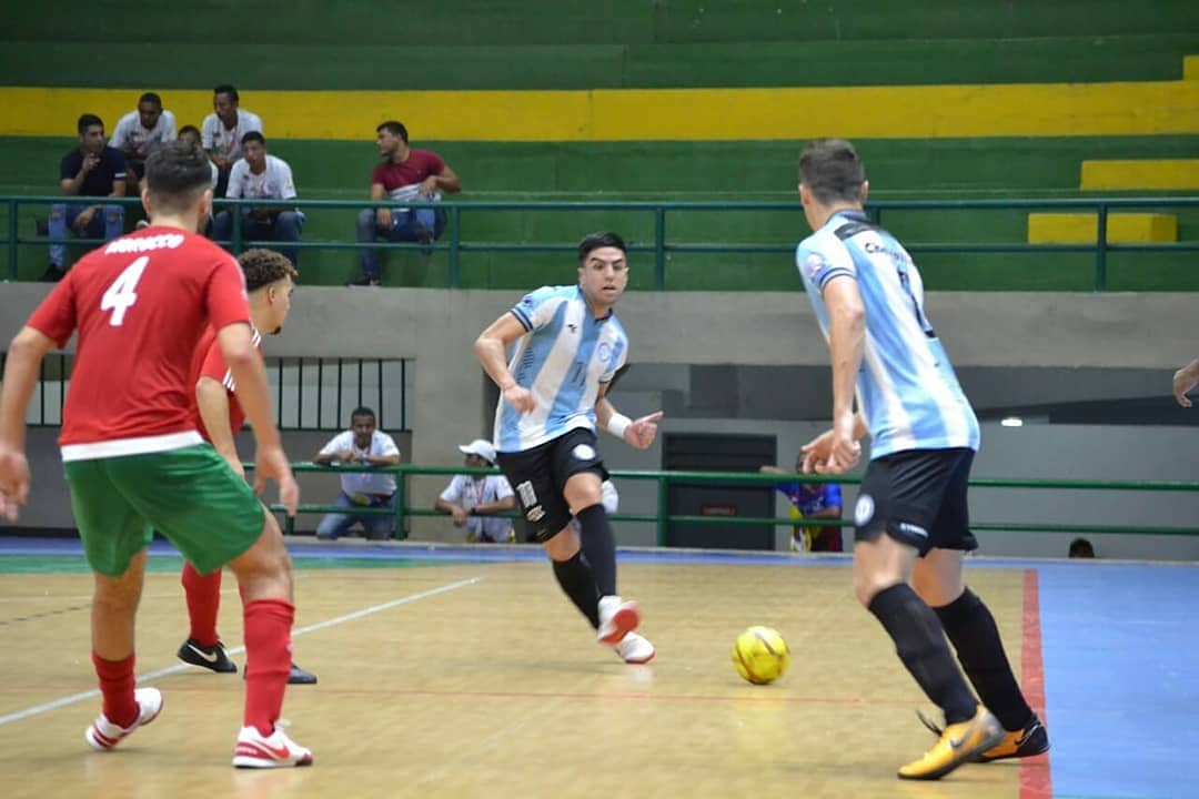 suelacaramelo's tweet photo. #MundialC20 ¡PISÓ FUERTE!

@argentinafutsal 🇦🇷 debutó con una goleada ante #Marruecos 🇲🇦. El conjunto del Beto Lucero lo superó  7 a 2 en una GRAN PRIMERA PRESENTACIÓN ¡VAMOS ARGENTINA!

#VamosArgentina #QueremosElBi #SuelaCaramelo #UsoObligatorio

 📸 Indupal https://t.co/HLTW299p6q
