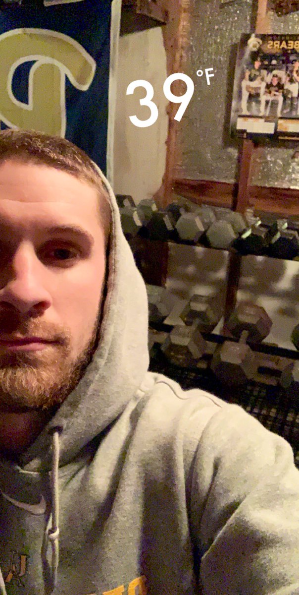 CoachCampbellUA's tweet image. Keep working out in that heated resort you call a “gym,” and I’ll just keep scrappin’ out here in these elements. At least one of us isn’t  afraid to #ThinkFlorida