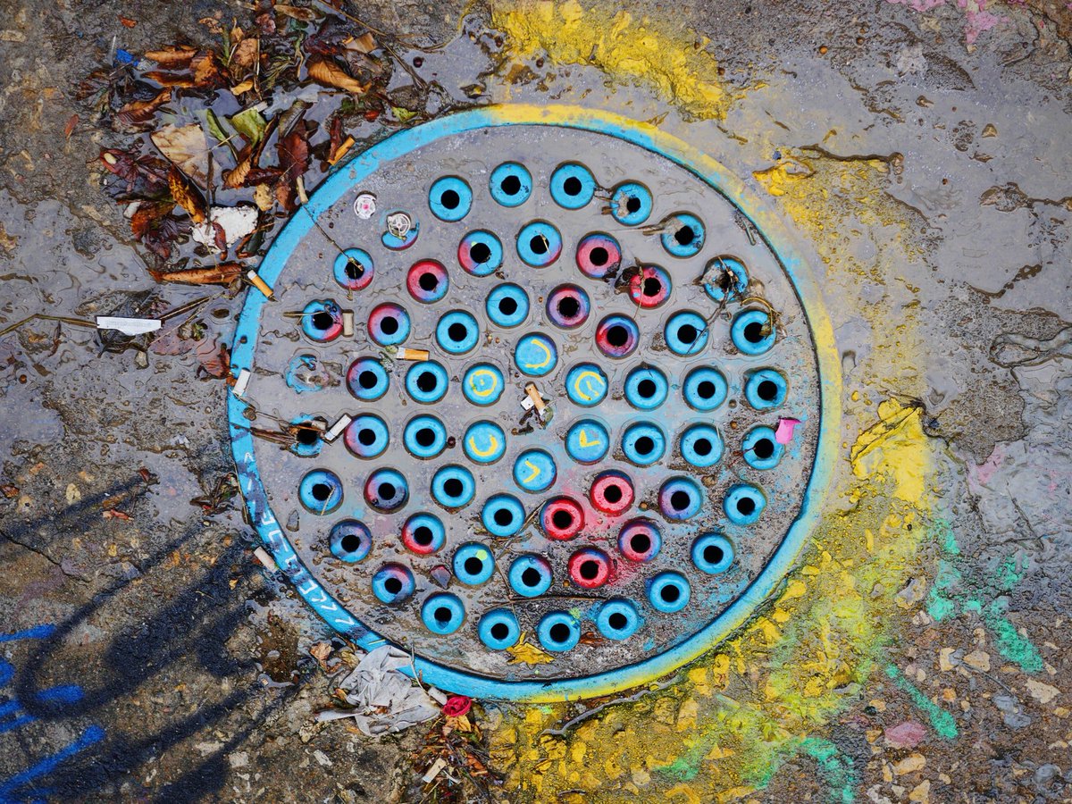 ShoppingBan's tweet photo. Plastic shopping bags can clog up and damage sewers and storm water drains #plasticpollution https://t.co/cdDOZRrVuZ