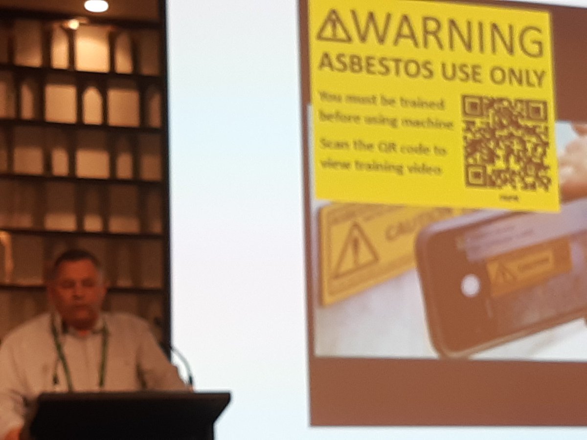 CarolynDavis19's tweet photo. Energy Queensland's Wayne Cullen, "some SWMS were 36 pages long"- need simple, short info at right time that's accessible out in field. QRCodes helped. Planned prioritised collaborative approach. A good story. #2018ASEACONF https://t.co/SW6NPc4SWg