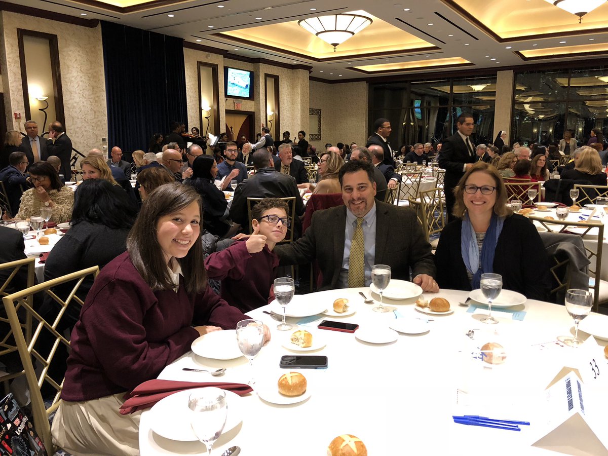 JStevens_SIA's tweet photo. #Acquilano family @ProjHospitality Poor People’s Dinner! @SI_Academy @gacquilano @macq44 We miss you @grace_acquilano https://t.co/Seqt0Kmb7t