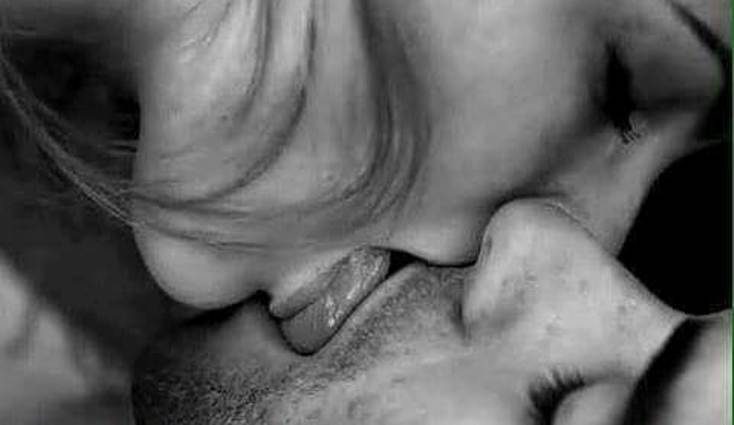mar_de_sirena's tweet photo. @HotmaiBill @satishc36366576 @bynsny @jack @HindiZahra @ianbremmer @kovacs_music @nightcollage @SelahSue #DeepKiss IS The Real #Intimacy🙏
The #Kiss says everything about The #Feeling🤔
WE CanNOT Kiss who WE do NOT #Love.
The Kiss is the #Dialogue of #Souls with #Reality e Saliva.
NO #words are needed👅NOThing more #Real💓
#ZeroFragility💋#Health
#SkinIsNOTStuff🙏#RespectYOURBeing https://t.co/EJEvpqPIrs
