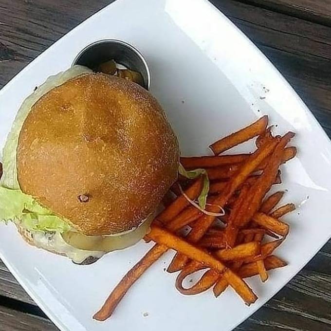 The perfect #comfortfood for your #mondayblues. $10 #monday #burgernight! .
Meat options beef or turkey with a side of cut fries! 
#happyhour #cocktails #wine #beer 4pm-7pm

Open till 12am

#drinkspecials #mondaynight #wine #industrynight #mondayburgernight #burgers  
#houston