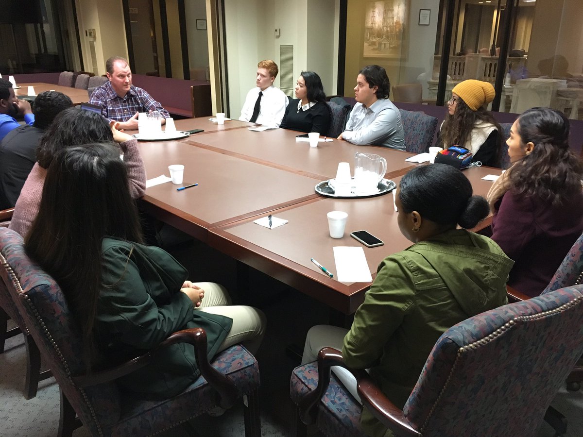 scissortailciv's tweet photo. Amazing conversation between @okcps US Grant High School students and Representative Echols about mass incarceration and human trafficking. https://t.co/WvOCxbgewH