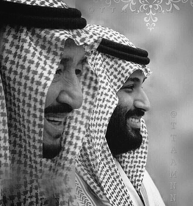 نموت دون الوطن وترابه الطاهر
والرايه اللي بها التوحيد مرفوعه
نعيش بعز وفخر..
نعيش بأمن وأمان..
تحت راية التوحيد وحكم آل سعود..
ومن يخرج عن المسار نقول له ؛
#الملك_وولي_العهد_خط_احمر