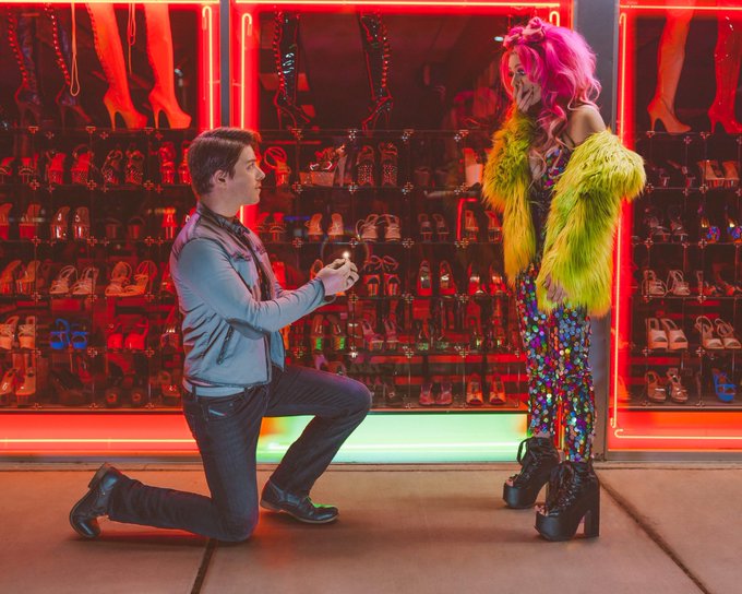 Annalee Belle’s pics and videos