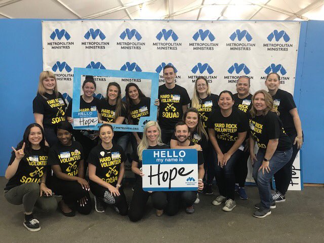 DarienShirley's tweet photo. Volunteering with the team today @MetroMinistries! #BeHope https://t.co/l2ePKsQvYo