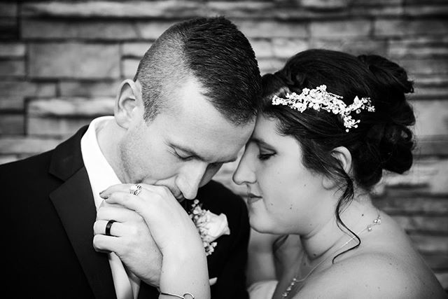HeatherDPhotog's tweet photo. I love romantic moments in black and white! #wedding #weddingphotography #weddingphoto #clevelandwedding #weddingseason #weddingsinohio #weddingsincle #clevelandweddingphotographer #love  #romance #romanticwedding  #romanticweddingphotography  #shotwithl… https://t.co/QGqkHjIqCc https://t.co/34bxg71HOR