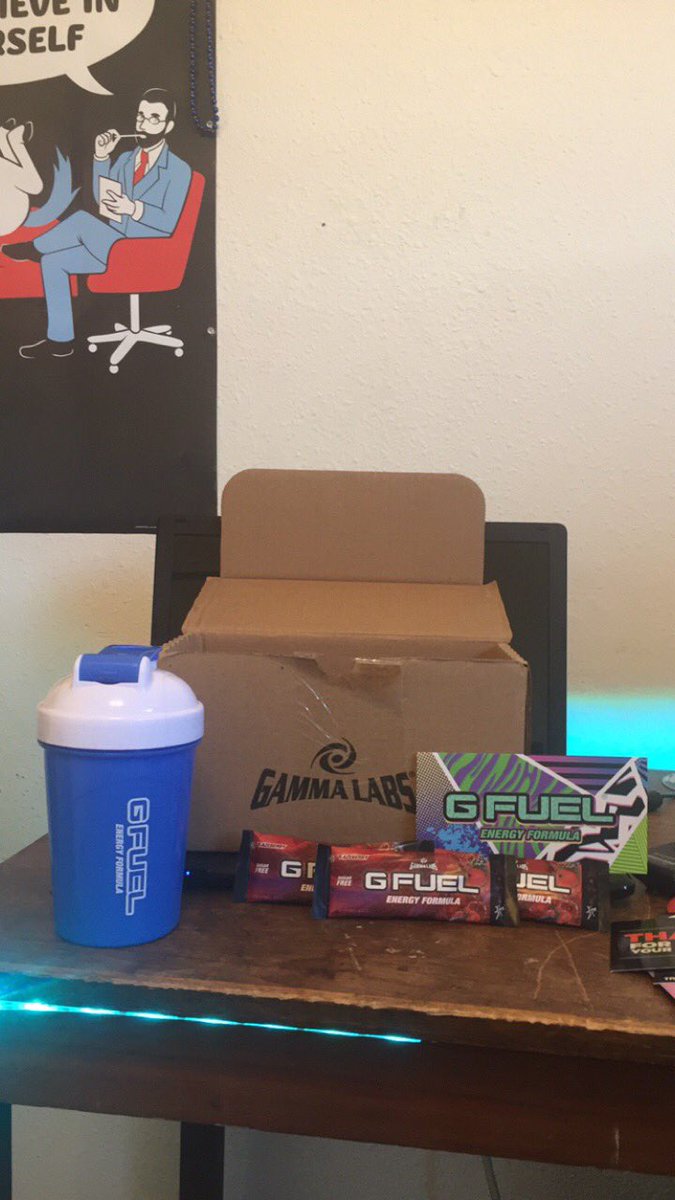 Relms_'s tweet image. Thanks @GFuelEnergy this is awesome. Came early and everything, great work. #FaZeBerry #NewShaker #FirstShaker