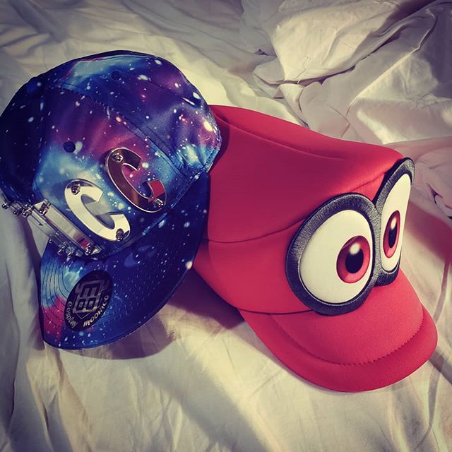 mirrormyu's tweet image. It's been real, Daisho. I had an amazing time this year catching up with my midwest peeps. Pictures soon, but I've got a flight to catch. Love to you all. 🖤 #daishocon2018

🖤 zpr.io/6dnKk