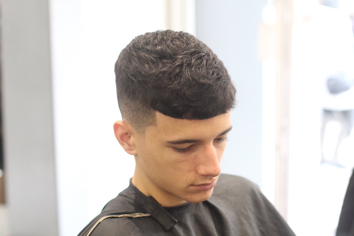 ClipperandCloth's tweet photo. We are close to the 500 registration mark. We are offering a FREE haircut to our 500th all you have to do is register and book now!! Hit the link!➡️ https://t.co/cZ2ank2AEI https://t.co/WtQ1dD6Sob