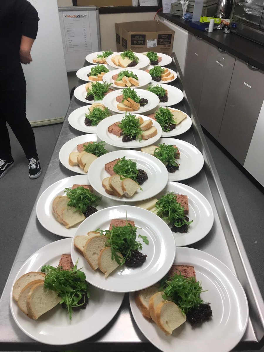 Y Morfa Venue tweet media