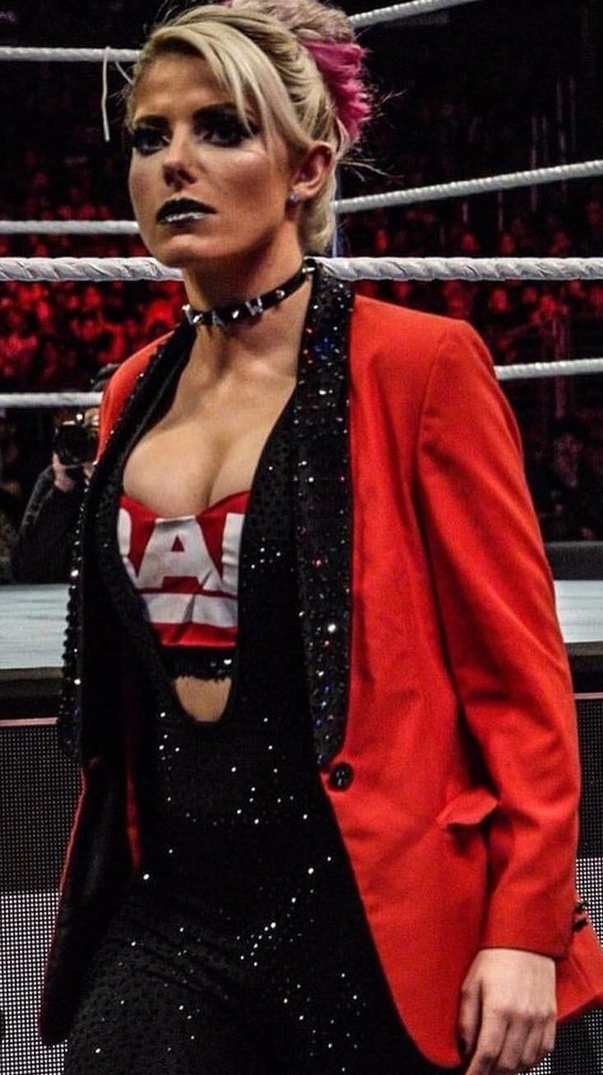Alexa_Cathy_WWE's tweet photo. @AlexaBliss_WWE is so fucking gorgeous. 😍😍 #alexabliss #alexablissbooty #TotalDivas #survivorseries #survivorseries2018 #RAW #WWE #briebella #nikkibella #divas #BleedBlue #RAWsFirstVictory https://t.co/hqU7Ie2cIT