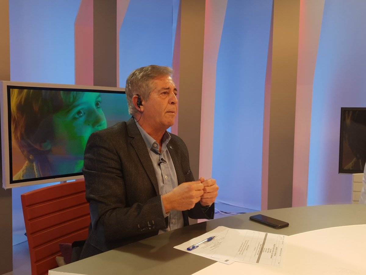 Radioesport914's tweet photo. Empezamos fuerte @julioinsadji @Dani_Merono @abelaguado_ e @ICarsi23 . Julio Insa contando TODA LA VERDAD sobre la @CN10_VCF y la falta de apoyo y respeto del Valencia CF por parte de @anilmurthy1903 hacia la grada de animación https://t.co/4ZjkRNvsTC