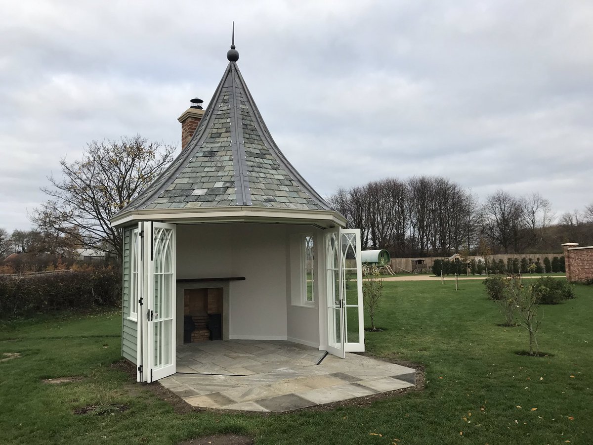 HareAndRansome's tweet photo. Summer House for private client with GEM Construction https://t.co/W6Jy5bn6BP