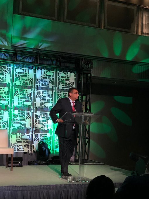 zahaibnabeel's tweet photo. CEO of @parkwayclinical and @FsdPharma Dr @R_Bokhari speaking at a @ngfrontier conference in Toronto, Ontario, Canada. https://t.co/Q1U05VGcc2