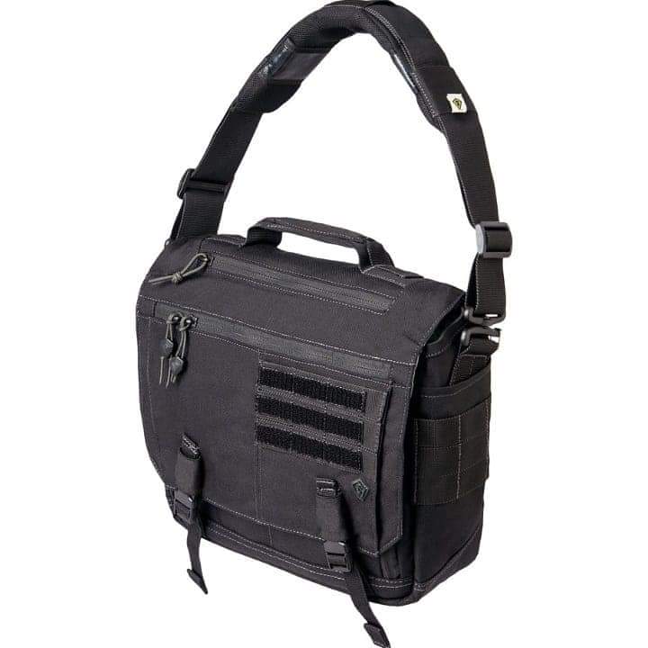 revdefpack's tweet photo. #firsttactical #rdpintro https://t.co/UndkpFzrd5 $140 for 7+ items valued $250+ #tactical #gear #knives #flashlights #backpacking #outdoors https://t.co/Vru0E0A2li