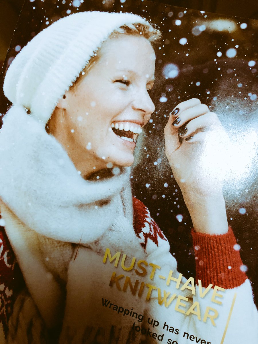 PaulDavs's tweet photo. Thank you for my ‘must have’ Christmas vouchers #marksandspencer. Every time all the marketing is to women, even on men’s credit cards. Must have forgotten men? #missedopportunity https://t.co/XzfiCx41Lo