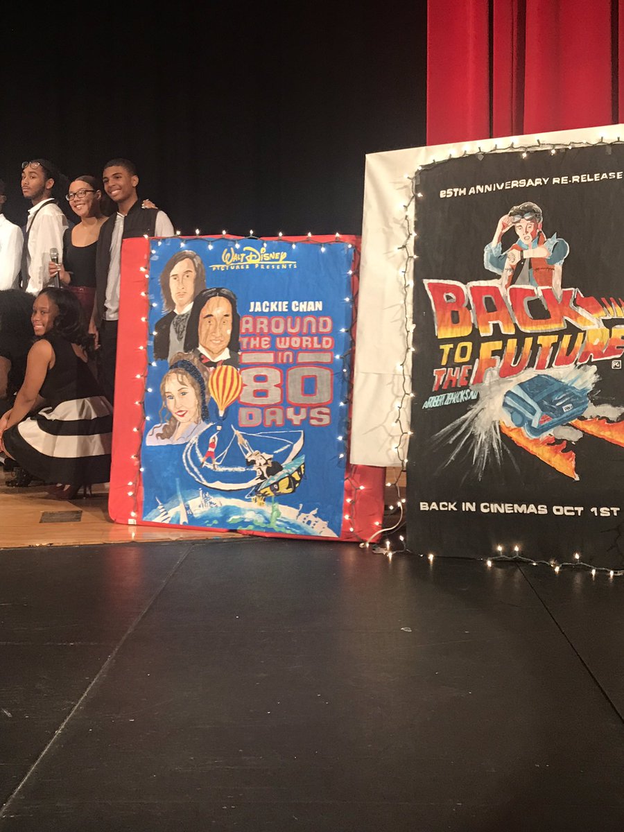 UHSAevents's tweet photo. Congrats to #Classof2019 on their Fashion Show dedicated to Hollywood movies and Oscars #theunidifference https://t.co/ZZed4JbWR9