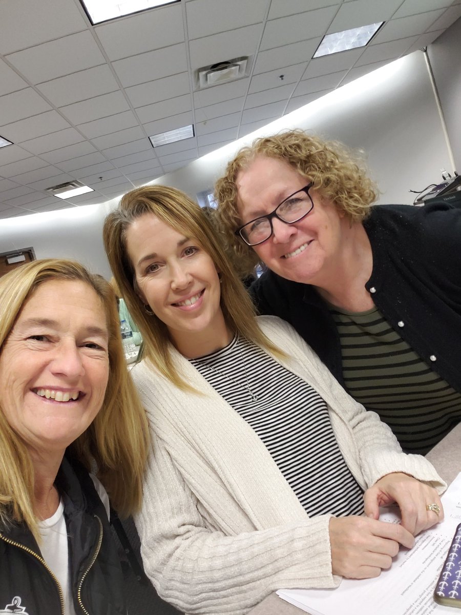 julieoglesbee1's tweet photo. Nothing like starting off your 2 day week with professional development💙⚓#weloveourschool #danburyschools #ohioschools #noeca #learning https://t.co/bZRBzUKucO