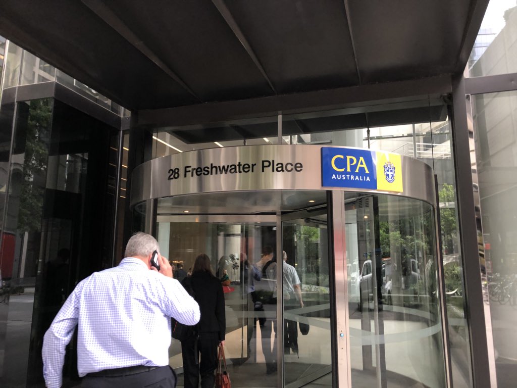 And we’ve arrived for the #AFAANZ #EducatorsForum. Under an hour to go here at <a href="/cpaaustralia/">CPA Australia</a>