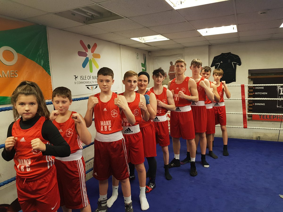 PetePeterant's tweet photo. Final session done for Team Manx ABC 🇮🇲. Bit of light training Wednesday and Friday.🥊🥊 Ready to do the business on Saturday against Yorkshire.🏴 #TeamManxABC #HARDWORKANDDEDICATION #ReadyForAction https://t.co/0dBpK8aNU1
