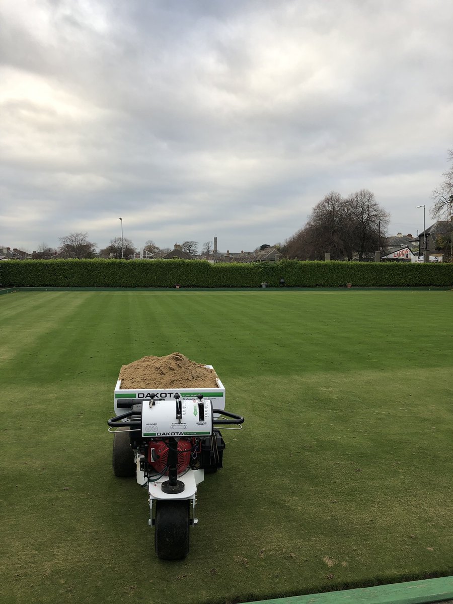 rmuzyk's tweet photo. Good day for light sand dusting on bowling green. https://t.co/j1L9dXtTHS