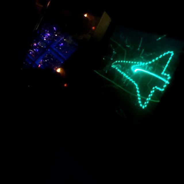 Brought out the Oscilloscope Synth to @airpushercollective ’s Artumnal Gathering. The finger drummers were out in force!

#lovetech #airpusher #fingerdruming #midifighter #djtechtools #synthesizer #synth #oscilloscope #electronics ift.tt/2AfD1JF