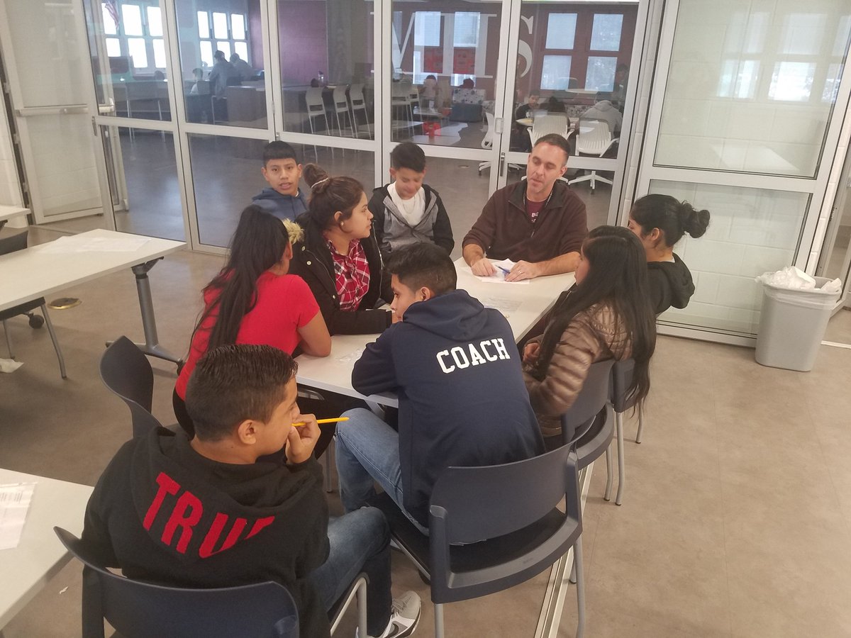 kdordoni's tweet photo. Grateful for our Newcomer Cohort Teachers facilitating an incredible orientation today! #MHS @MSDK12 https://t.co/6DsHiAdehG