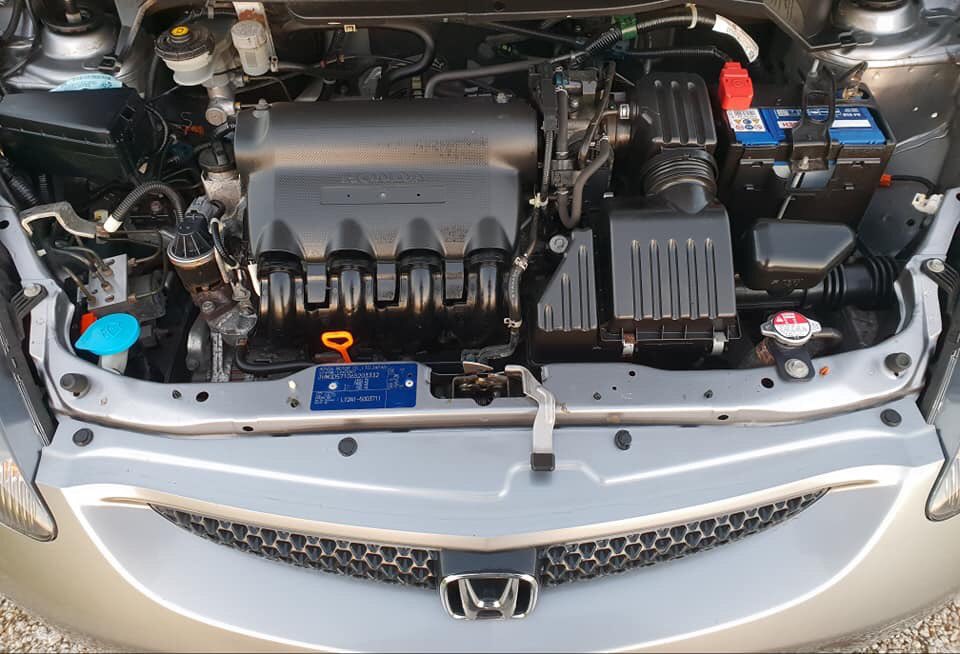 ValetKernow's tweet photo. ENGINE BAY CLEAN TODAY https://t.co/ulgjQQov7w