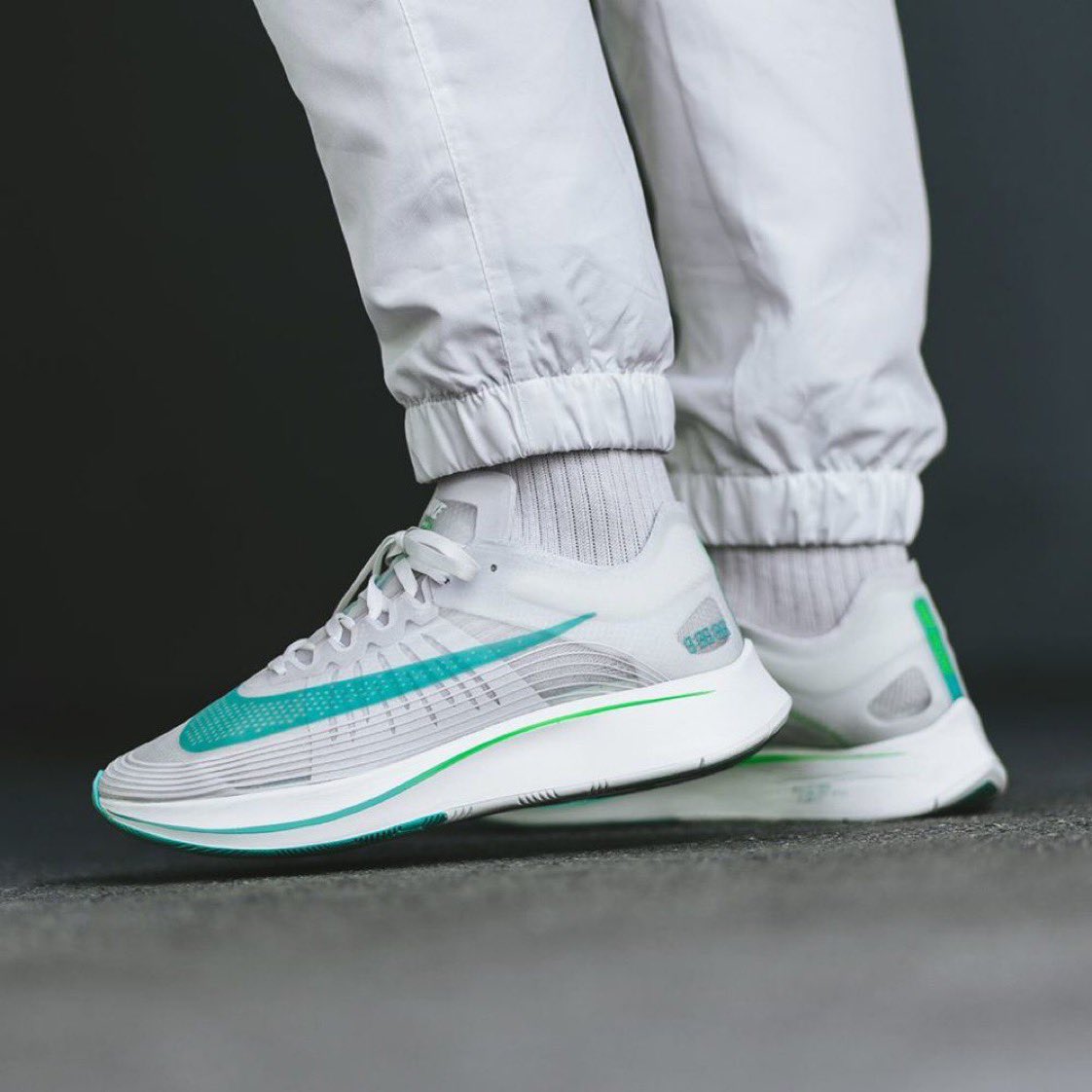 nike zoom fly 47