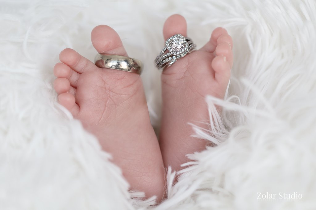 #newbornbaby #newbornphoto #newbornstudio #newborn #seattle #pnw #kentstation