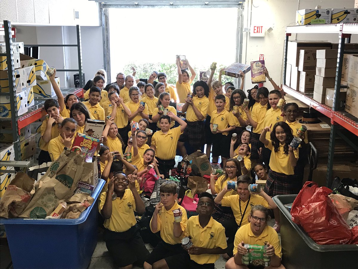 PantryofBroward's tweet photo. Today, American Heritage brought their student and a bus load full of food and school supplies to The Pantry of Broward! What a great sight to see these kids come together to serve their community every year! #community #support #makeadifference https://t.co/OD1p2S3E3r