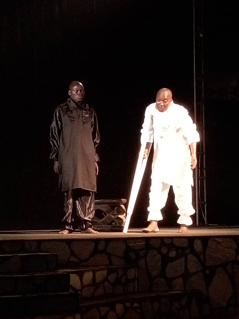 La tragédie du Roi Césaire à Porto-Novo
#Culture #Wasexo #Afrique #DigitalBenin #Benin, #FITHEB2018 #team229, #fitheb, 
La tragédie du roi Césaire en ce moment à l'espace ouadada de Porto Novo
Un spectacle de réveil de conscience.
<a href="/AledjiOusmane/">Ousmane ALEDJI</a> <a href="/ACTU_BENIN_INFO/">ACTU BENIN INFOS</a> <a href="/ab_benin/">Blogueurs du Bénin</a>