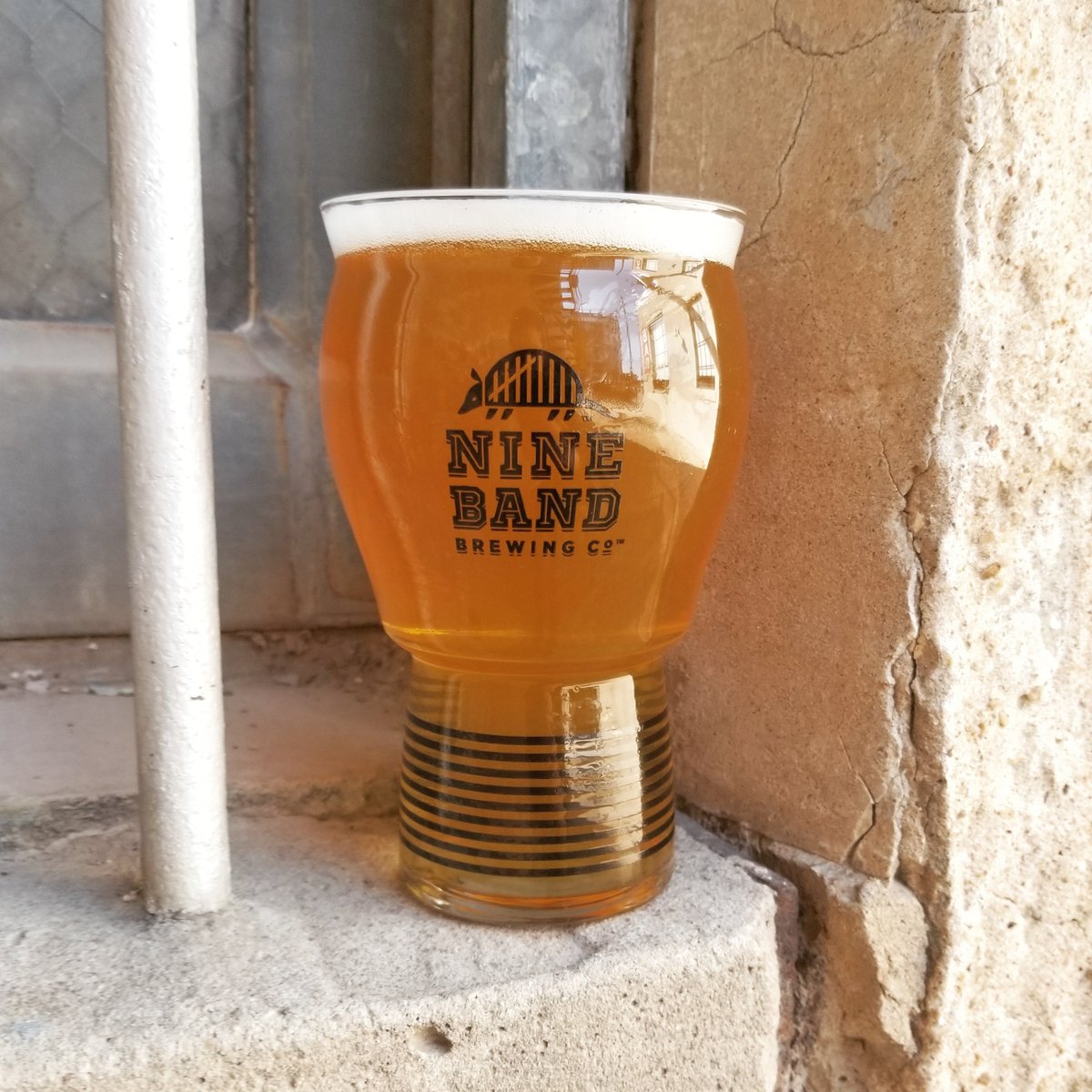 It's pint night!! 🙌🏼
Tonight we are featuring Hellwind IPA by Nine Band brewing. Buy the beer, keep the glass. Starts at 5pm!