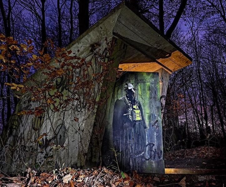 Ami_01's tweet photo. Artist: #PlotbotKEN - https://t.co/qck5NvyNJb  - City: Former Military Area, Tanklager, #Berlin , Germany #StreetArt #urbanart #kenplotbot  #abandoned #lostplaces https://t.co/9MHCCnYTgB