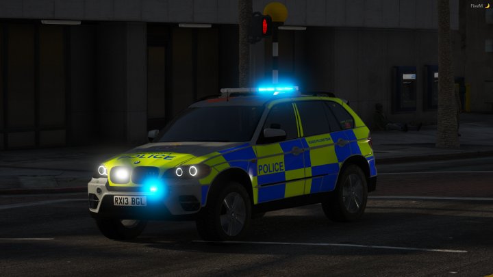 RPTchestborough's tweet photo. A very productive night out in Our  BMW X5 E70 as TD2 tonight with  @ChestboroughRP .

Was able to assist with @ChestboroughSFT and @ChestboroughAS  with an active shooter tonight. https://t.co/bzwdUhfbHj