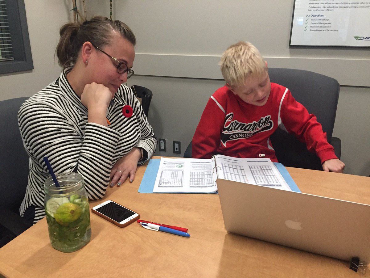 BCTransit's tweet photo. Victoriaβs transit future is in good hands. Kieran Cuthbert from Willows Elementary is so interested in BC Transit's schedules, we gave him a preview of the winter riderβs guide which will be released soon. #YYJTraffic #futuretransitstar #Welovetransit https://t.co/7W2r0PA3vx