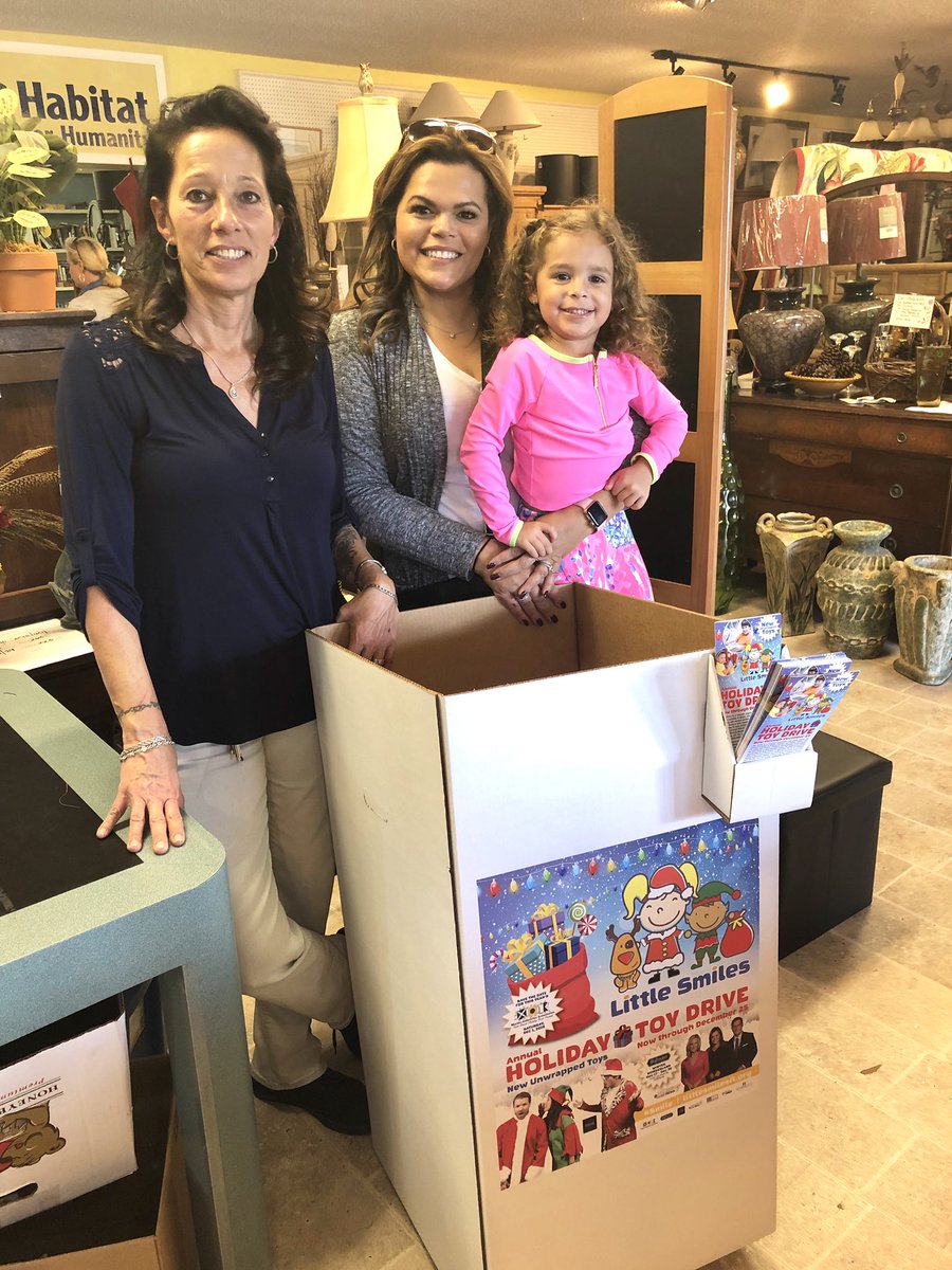 wpbf_felicia's tweet photo. Would you like to support @LittleSmiles_FL Holiday Toy Drive this season? Call #littlesmiles at 561-899-4700 for a toy donation box for your South Florida business. https://t.co/fVvgod63EU