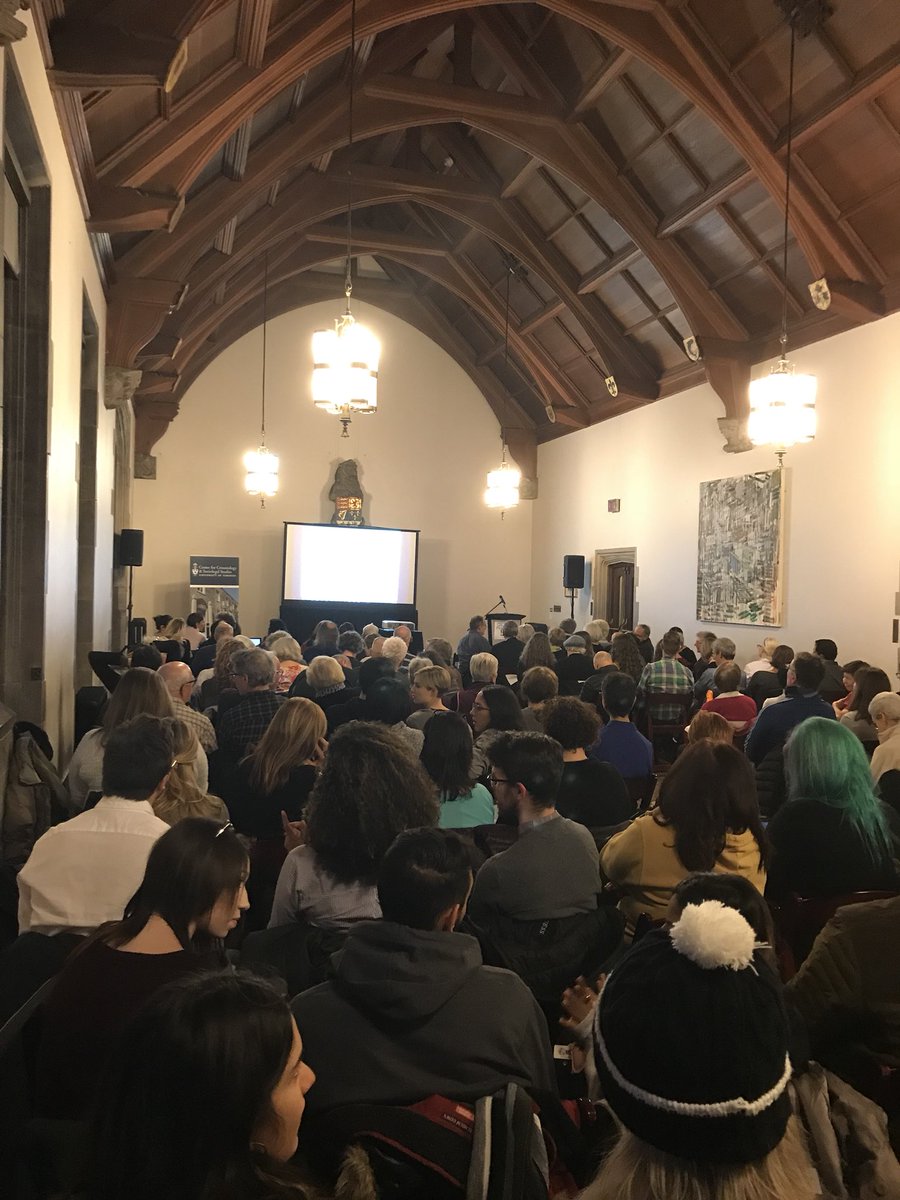 CrimSL_TO's tweet photo. The main room is full and the overflow room is filling! So much excitement to hear @SenSincmurr speak #Edwards2018 https://t.co/ZAPWfO7Um8