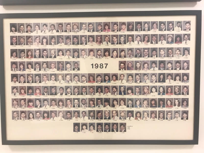 ChicagoPlastics's tweet photo. Who else gets a kick out of watching @botchedtv !? 😲 Fun fact: Dr Fine went to medical school @ UCLA with Dr Dubrow, check out those baby faces! Class of 86 for Dr Dubrow and 87 for Dr Fine! #eetertainment #botchedtv #comedy #plasticsurgeons https://t.co/H06U8Mv7MJ