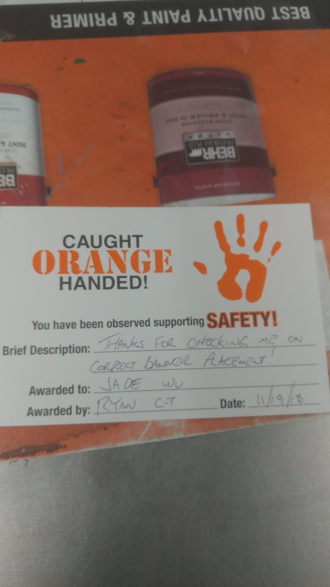 JadeHD6's tweet photo. 2 bravo cards in one day. I've only gotten 1 in the past so this really makes me feel happy. Thanks Ryan and Jesse😊 https://t.co/u2tqhwSYbp